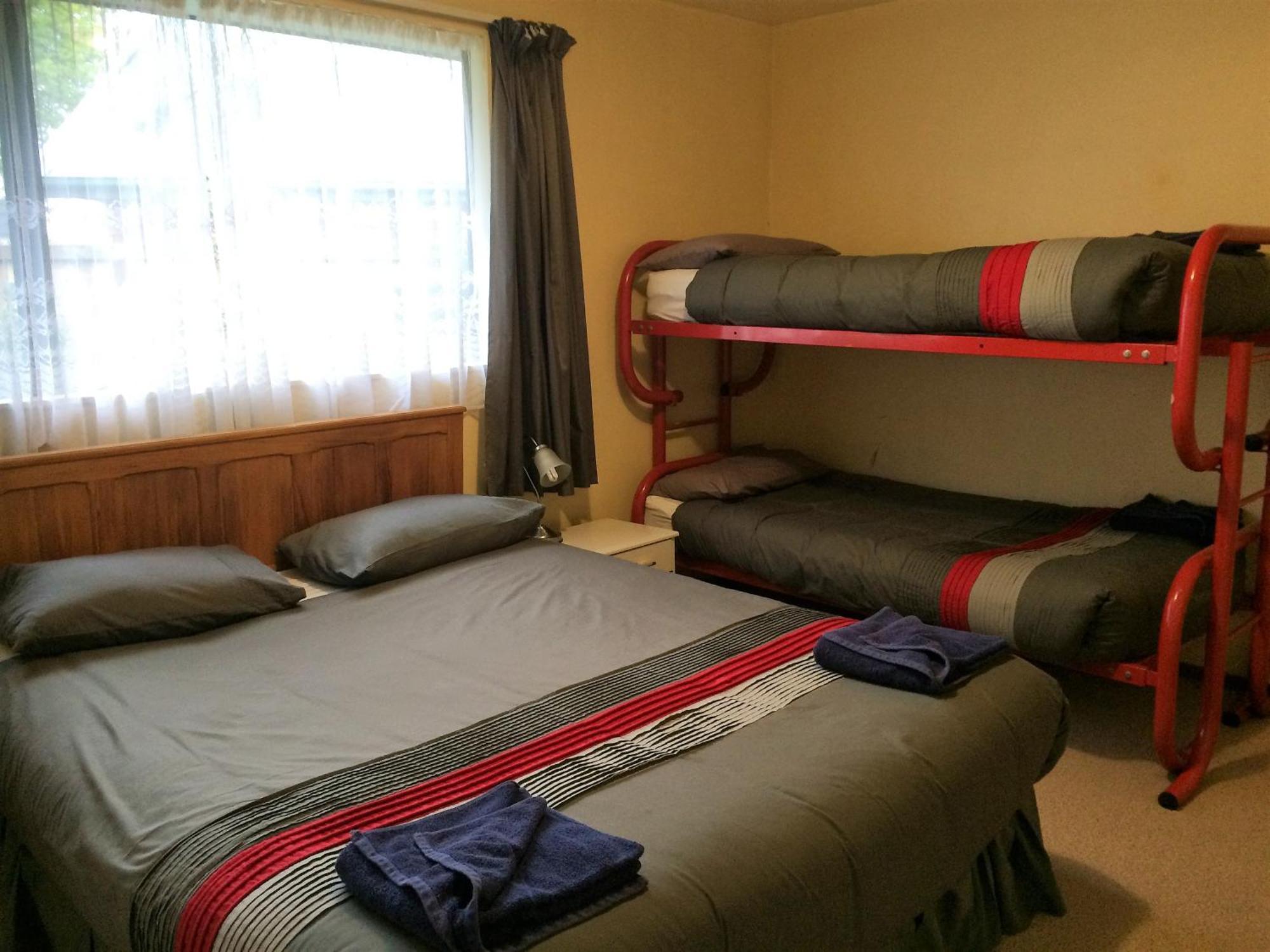 Cedar Chalets And Barkers Lodge メスベン 部屋 写真